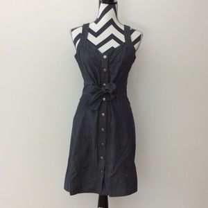 Banana Republic button down dress with tie